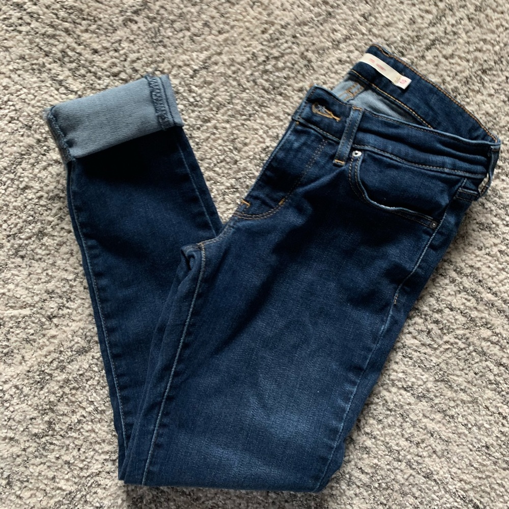 Levi Dark blue skinny jeans